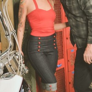 Pinky PinUp, indigo denim, Red Button,  pedal pusher capri. 50s inspired.